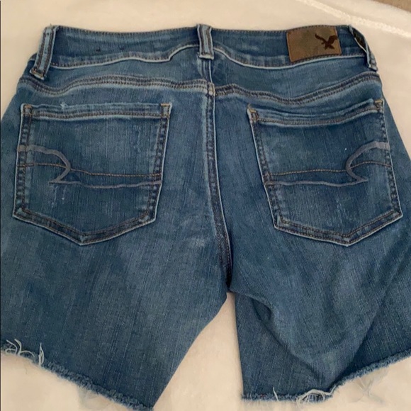 American Eagle Shorts - Picture 2 of 4